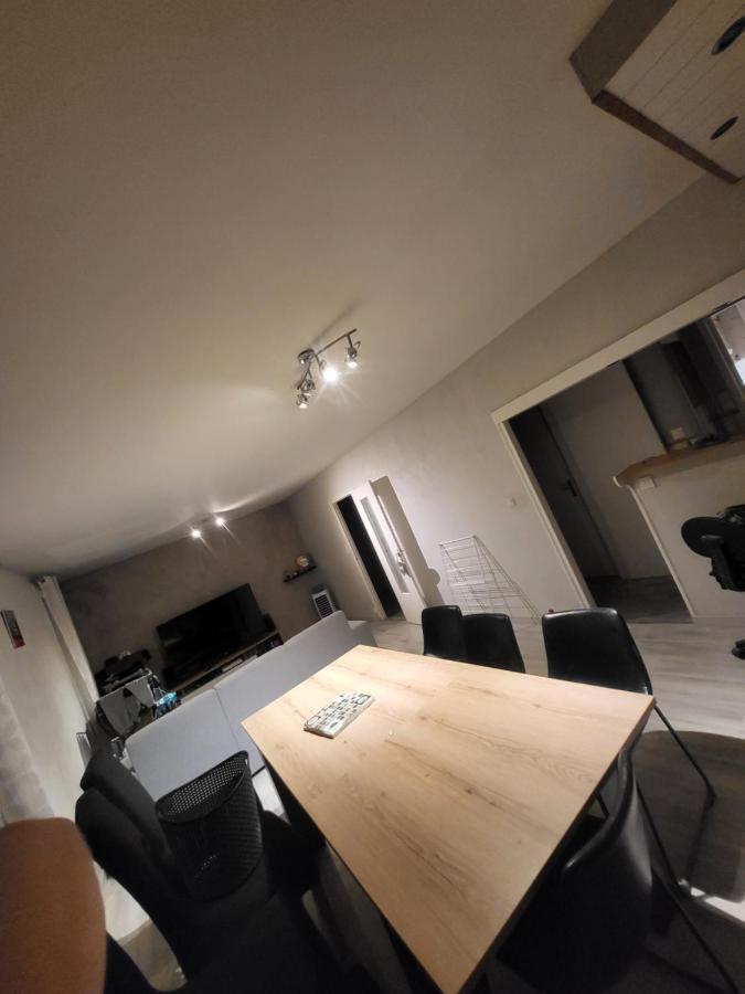 Chambre Neuve Dans Un Logement Partage A 10 Minute Du Circuit 24H Allonnes  Esterno foto